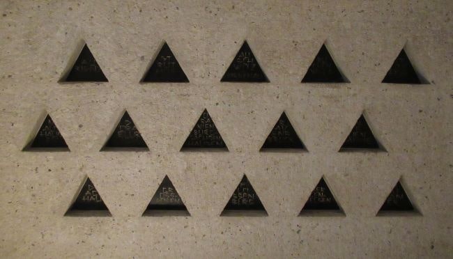 15 black triangles