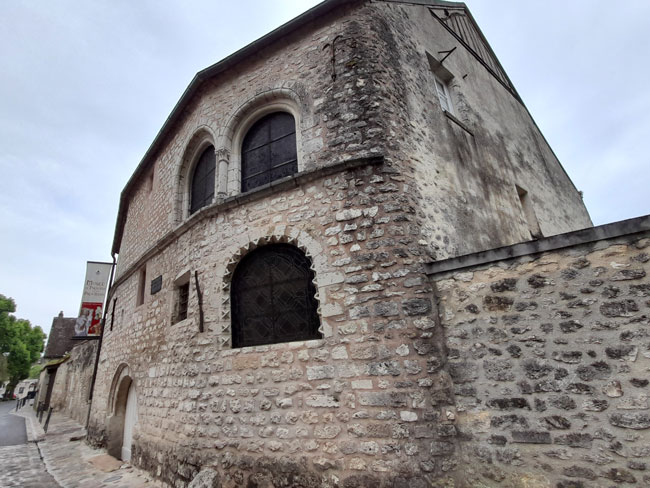 Maison Romane, 12th Century