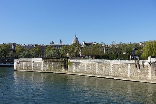 A Visit to the Mémorial des Martyrs de la Déportation in Paris