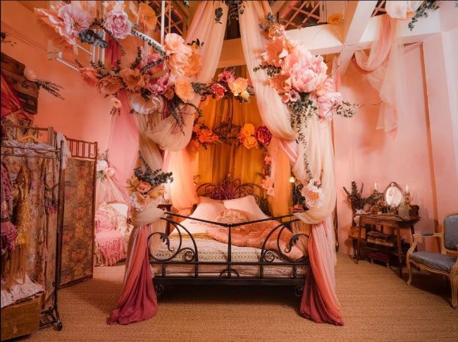 Moulin Rouge Airbnb listing, bedroom