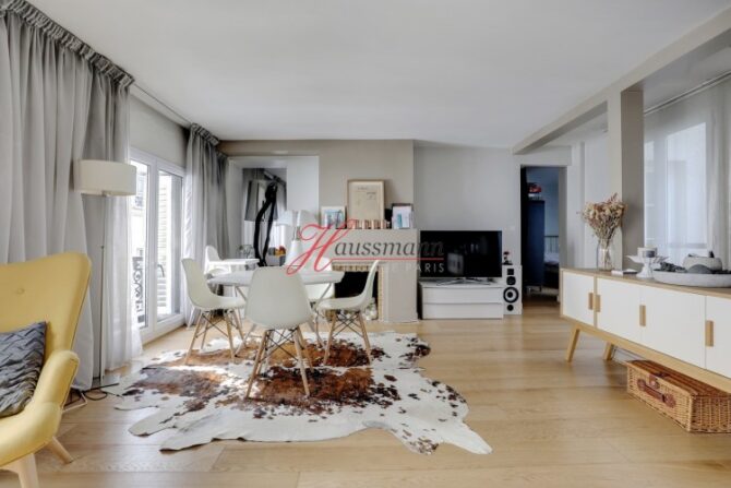 For Sale: Spacious 3 Bedroom Apartment in Montorgueil