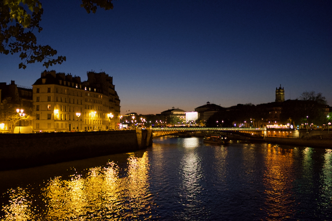 Reflets dans le seine