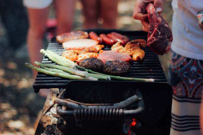 The Paris Cook Club Gets Grilling