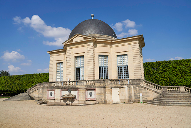 The Pavillon de l’Aurore.