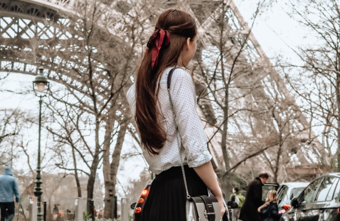 7 Perfect French Outfits for Autumn in Paris