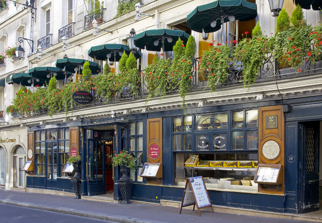 Le Procope: A Slice of History at the Oldest Café in Paris