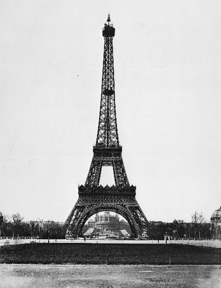 alexandre dumas tour eiffel