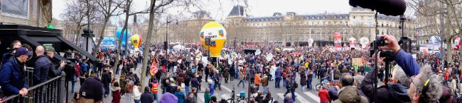 The Paris Street Protests, in Photos