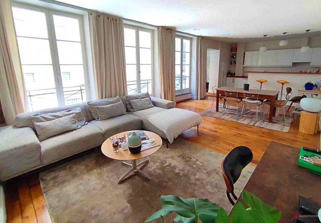 For Sale: Delightful 2-Bedroom Apartment in the Marais
