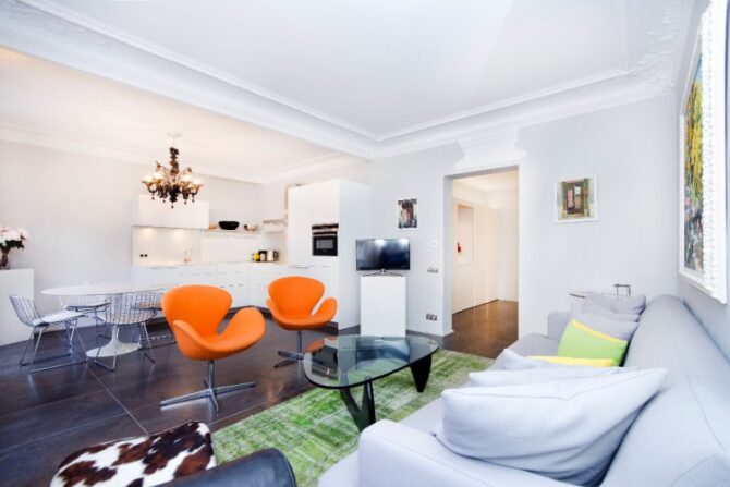 For Sale: Luxurious 2-Bedroom Apartment in the Marais
