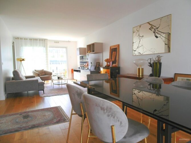 For Sale: Renovated Apartment Opposite Gare de Lyon