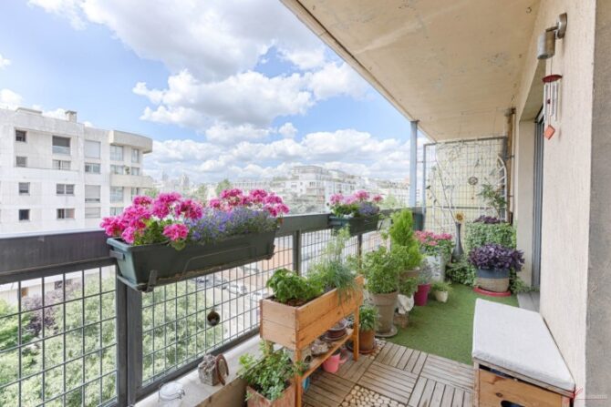 For Sale: Two-Bed Apartment with a Balcony near Parc de la Villette
