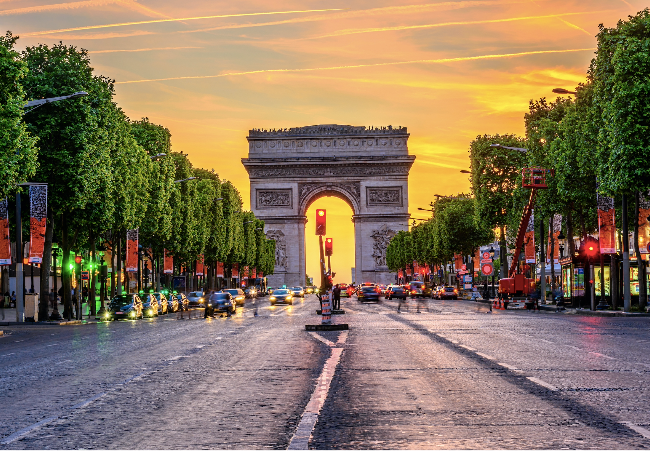 Register for Bonjour Paris Live: Secrets of the 8th Arrondissement