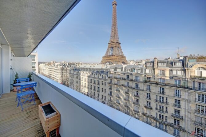For Sale: Apartment with a view of the Eiffel Tower