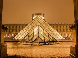 Elaine Sciolino Brings the Louvre to Life...
