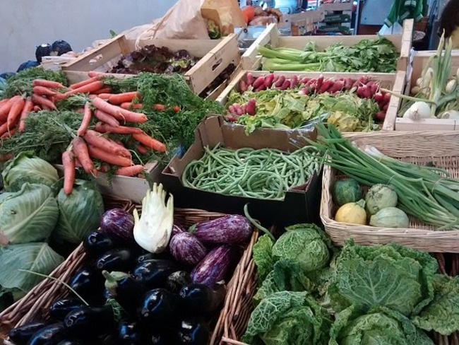 Le Marché des Enfants Rouges: Great Food in a Historical Site