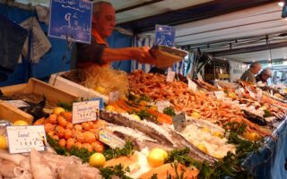 Explore the Rue Cler and Classic Food Markets with SLL Paris
