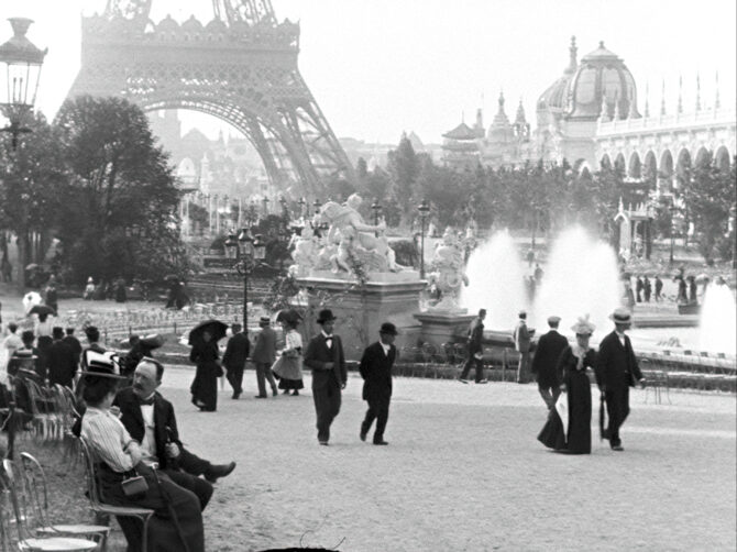 Lumière! L’Aventure Continue: When Louis and Auguste Said Let There Be Light