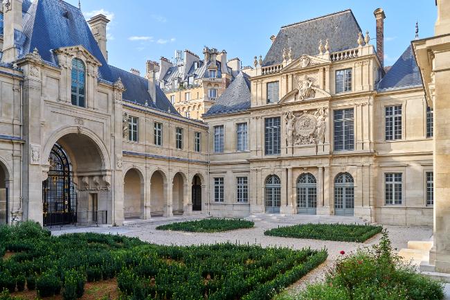 Why You Have to Visit the Carnavalet Museum in Paris