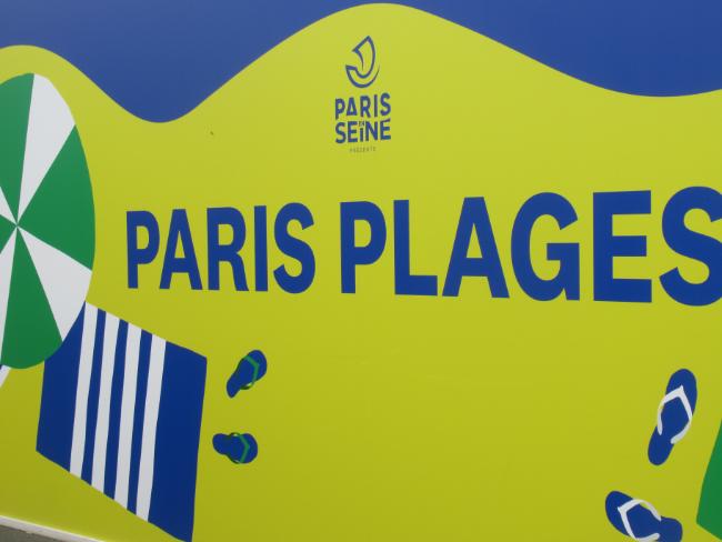 Paris Plages sign