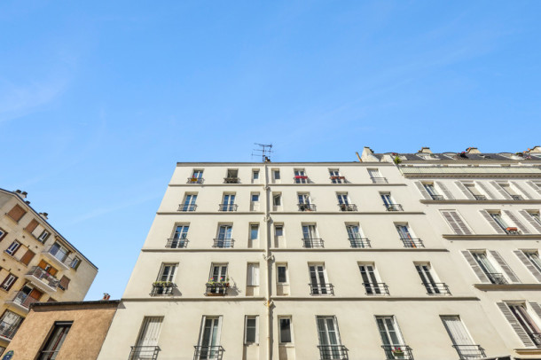 For Sale: Two-bed Apartment near Bois de Vincennes