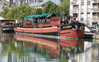 Canal Cycling: Reflections from La Villette to Pan...