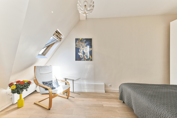 For Sale: Top-Floor Studio on Rue Lauriston