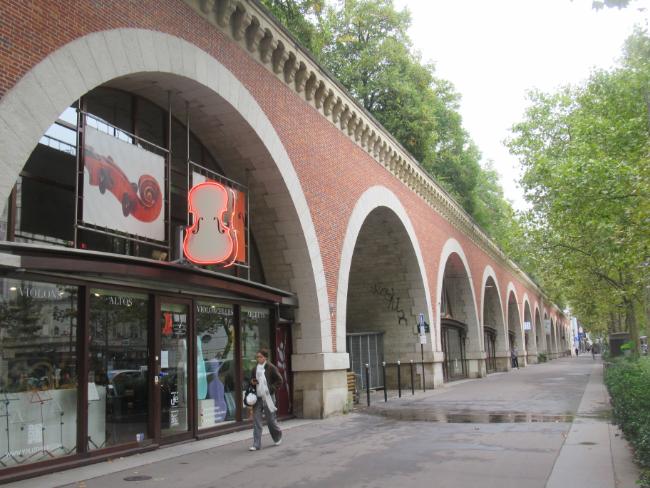 Flâneries in Paris: Explore the Viaduc des Arts