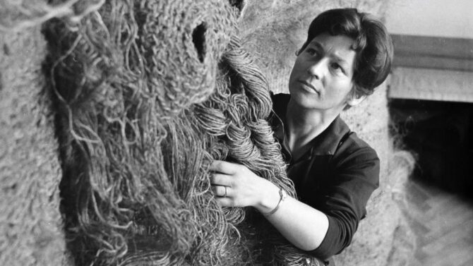 Magdalena Abakanowicz, The Thread of Existence at Musée Bourdelle