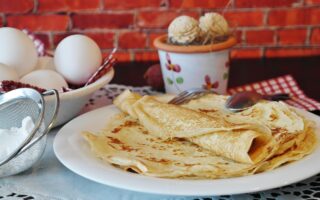 Celebrate Chandeleur: Eat Crêpes in Paris