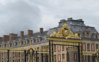 Flâneries in Versailles: Explore the St Louis District