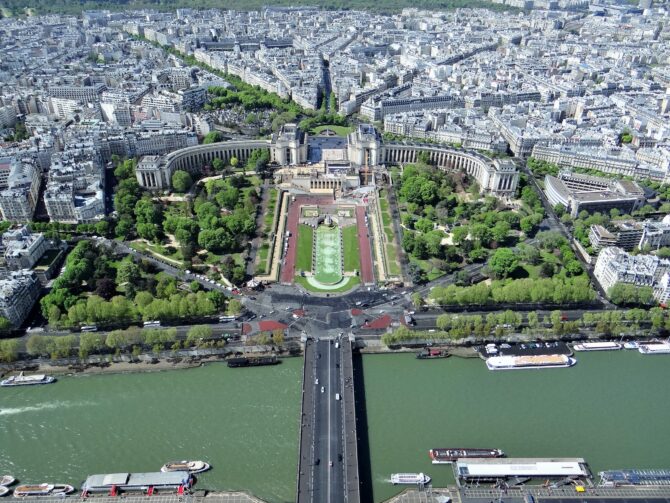 The Essential Guide to the 16th Arrondissement