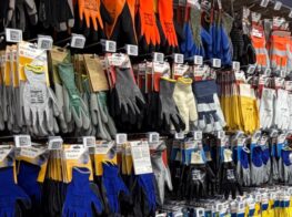 Nail It: Bricolage and Hardware Stores in Paris...