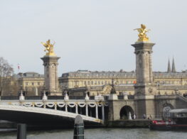 Flâneries in Paris: Free Art Galleries and a Rive...
