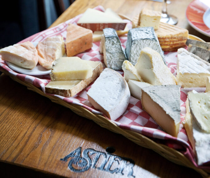 September 2026 Restaurant Buzz: Where to Eat in Paris