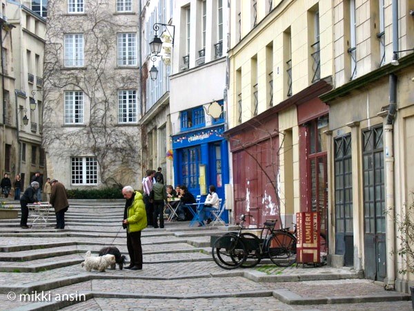 Rue des Barres in le Marais. Photo: ©Mikki Ansin 2012