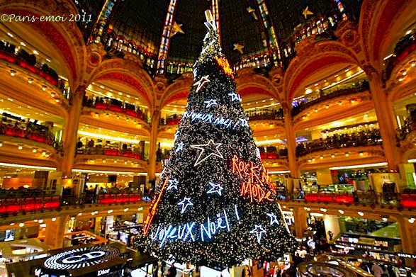 Galeries Lafayette Rock 'N Mode Christmas Tree. Photo: ©Francis Beddok 2011 Paris-emoi