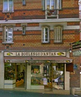 Boulangerie with first baguette vending machine. Photo: google maps