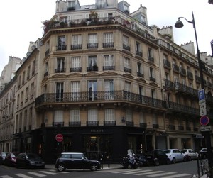 7, rue de Grenelle, Paris. Photo credit: Cathy Fiorello.