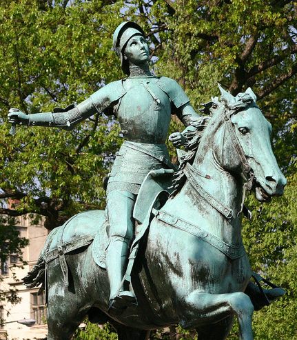 Joan of Arc memorial in Compiegne. Photo: dbking