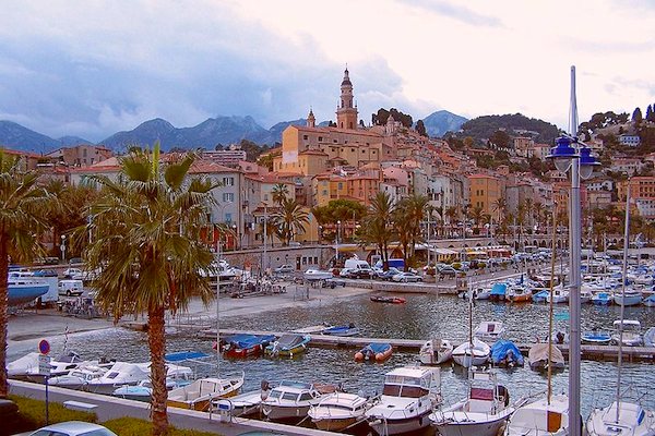 Menton Old Town & Harbour ©Berthold Werner, Wikimedia Commons