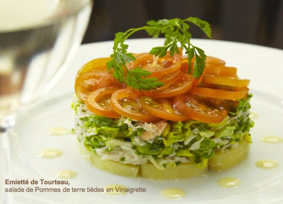 Le Chardenoux des Prés, Emietté de Tourteau, salade de Pommes de terre tièdes en Vinaigrette..