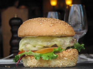 Maison d'Aubrac "Aubrac Burger" photo by Margaret Kemp