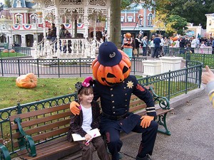 Halloween, Disneyland Paris. Photo: coconutwireless/Flickr Creative Commons.